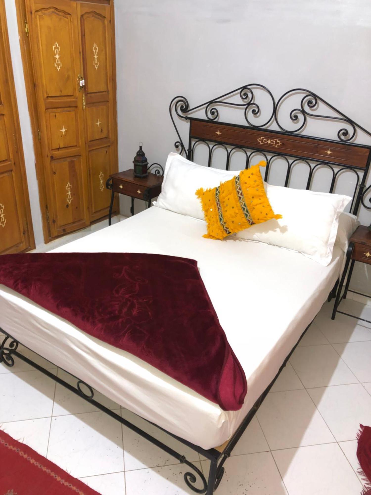 Appart Aigle Hotel Варзазат Екстериор снимка