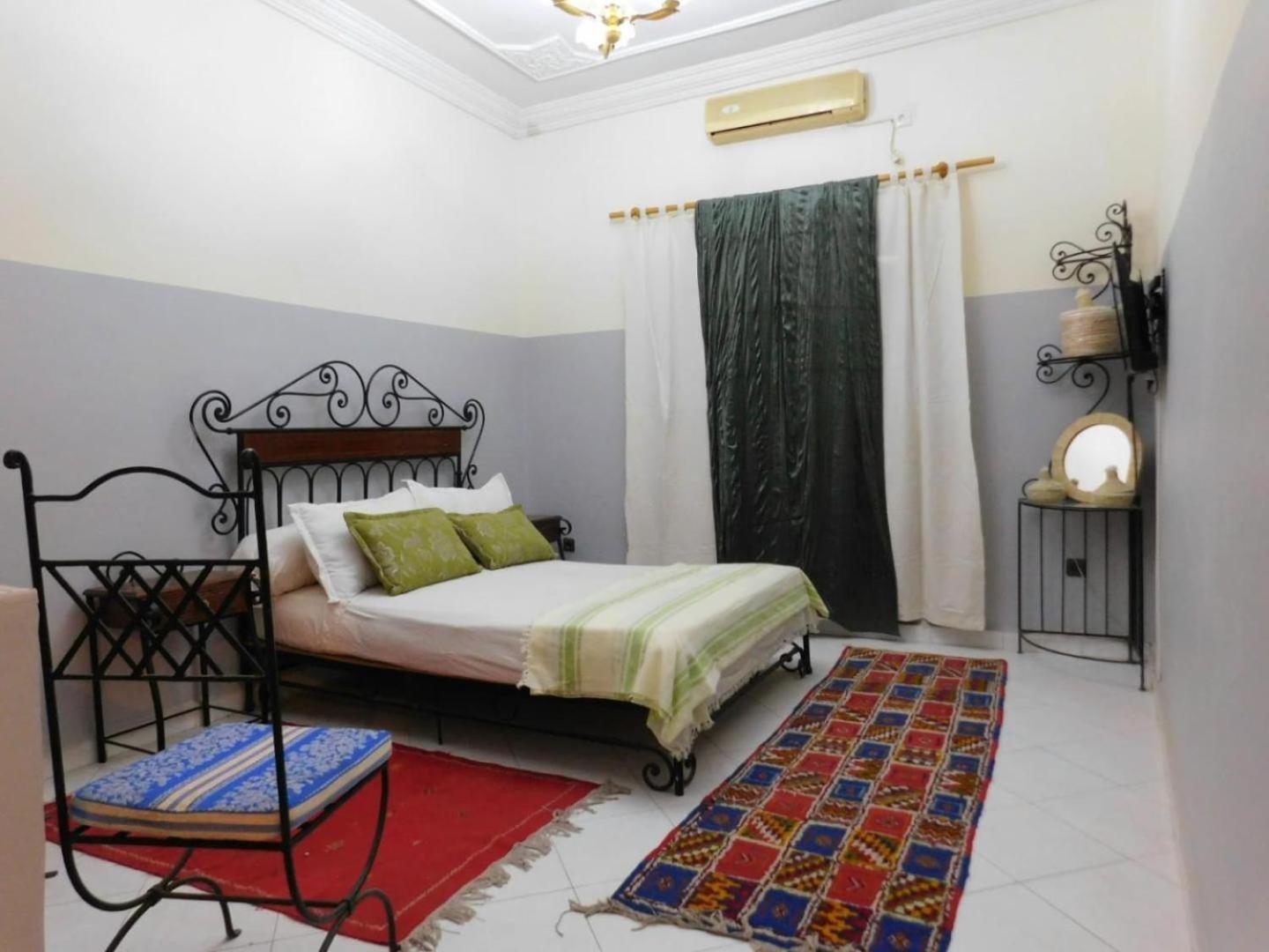 Appart Aigle Hotel Варзазат Екстериор снимка