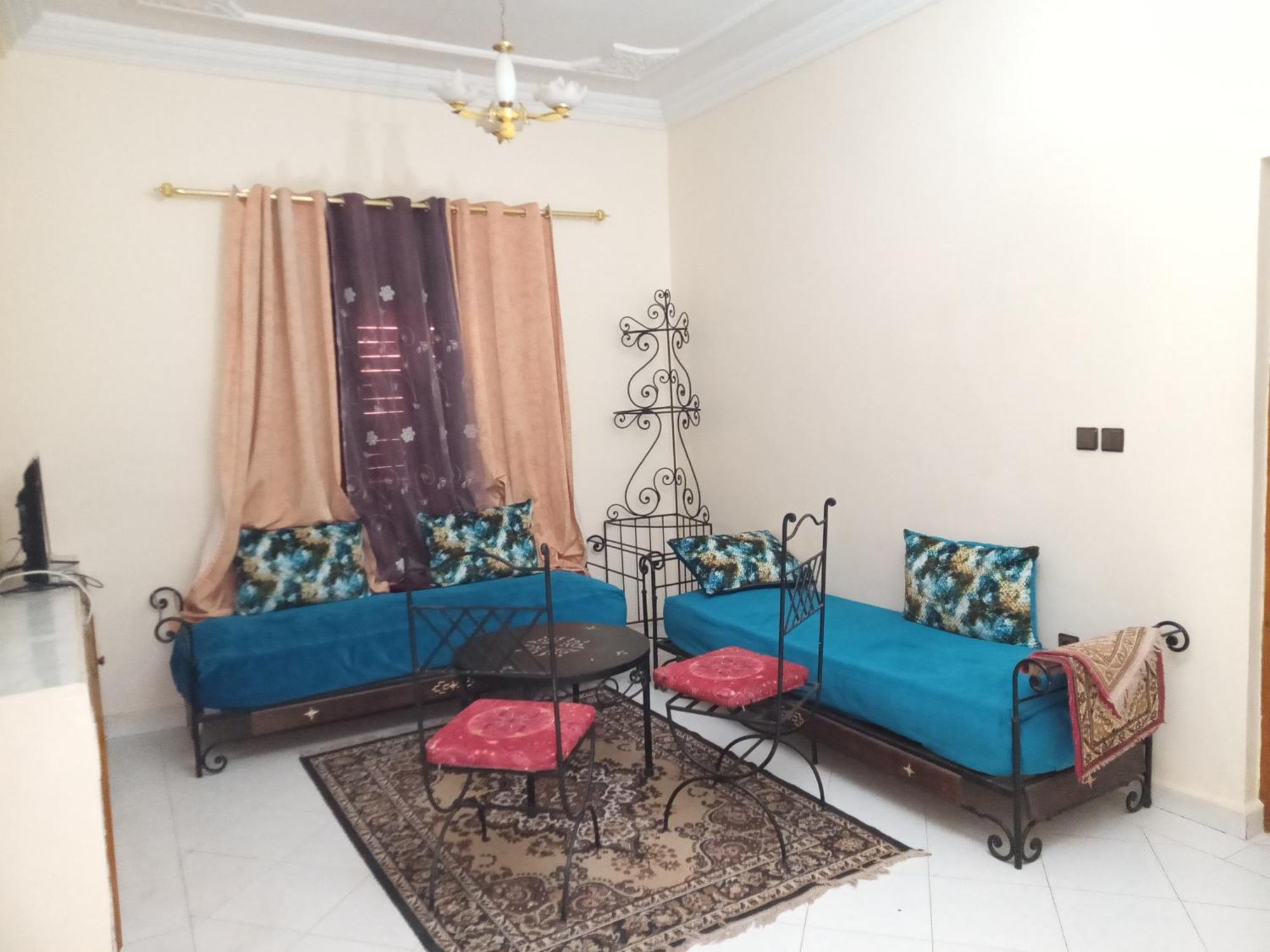 Appart Aigle Hotel Варзазат Екстериор снимка