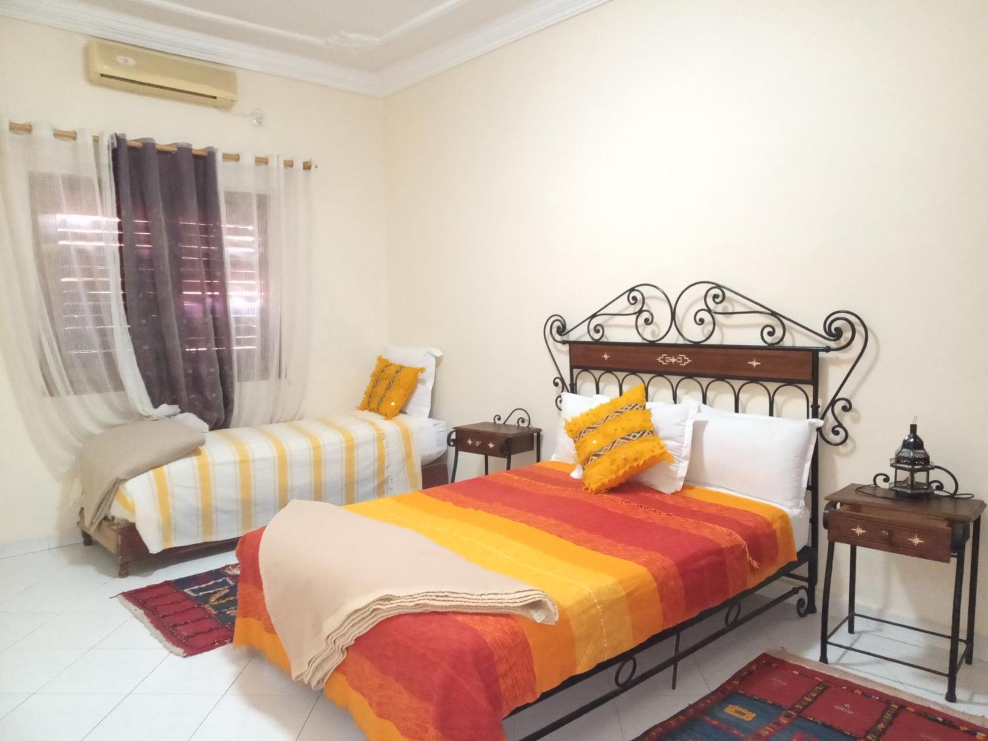 Appart Aigle Hotel Варзазат Екстериор снимка